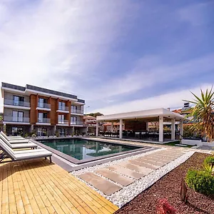 Leone Cunda Edition Otel Ayvalı